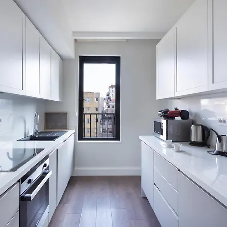 Apartment Taksim By Newinn